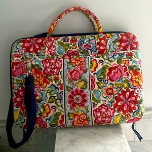 USED Vera Bradley, laptop carrier bag, please see pictures light stain inside